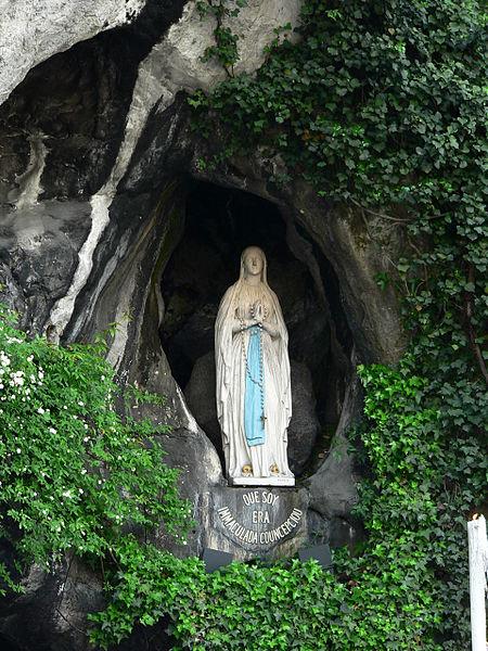 Marienstatue Lourdes